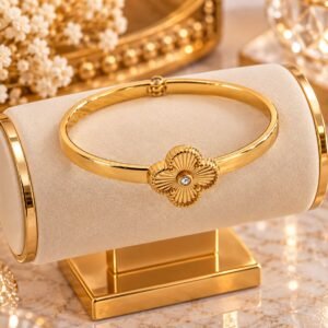 BRACELETE VERNIZ TREVO LISO